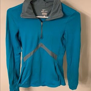 NIKE Long sleeve  quarter zip